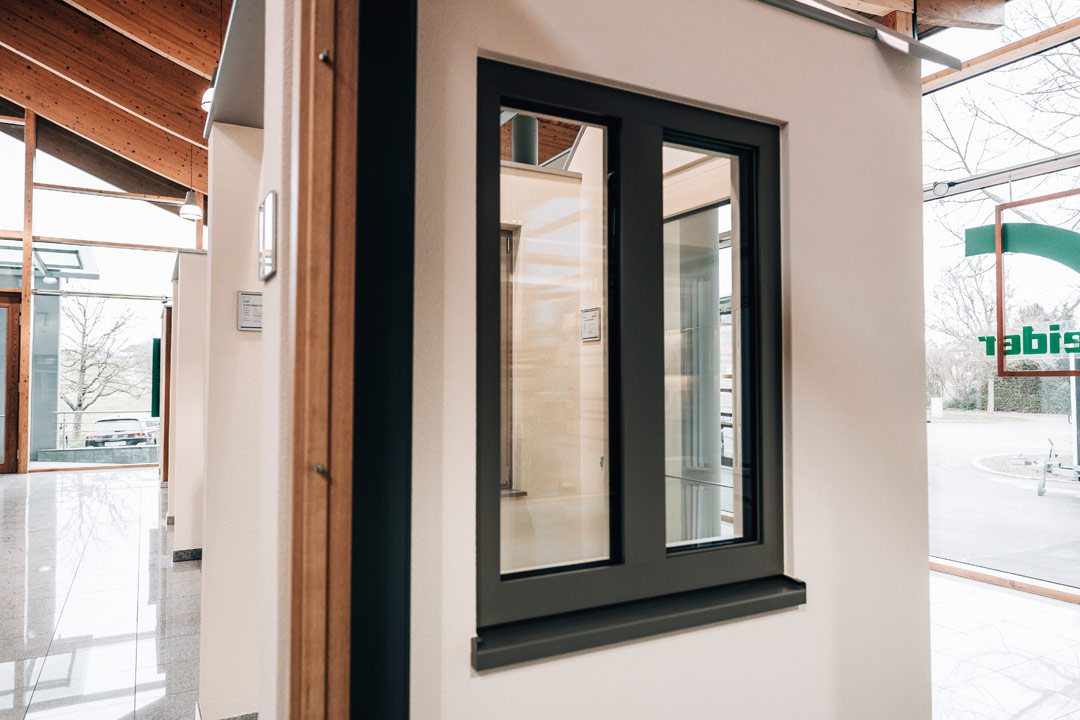 Ausstellungsbereich für Holz-Aluminium-Fenster bei Schneider Fensterbau