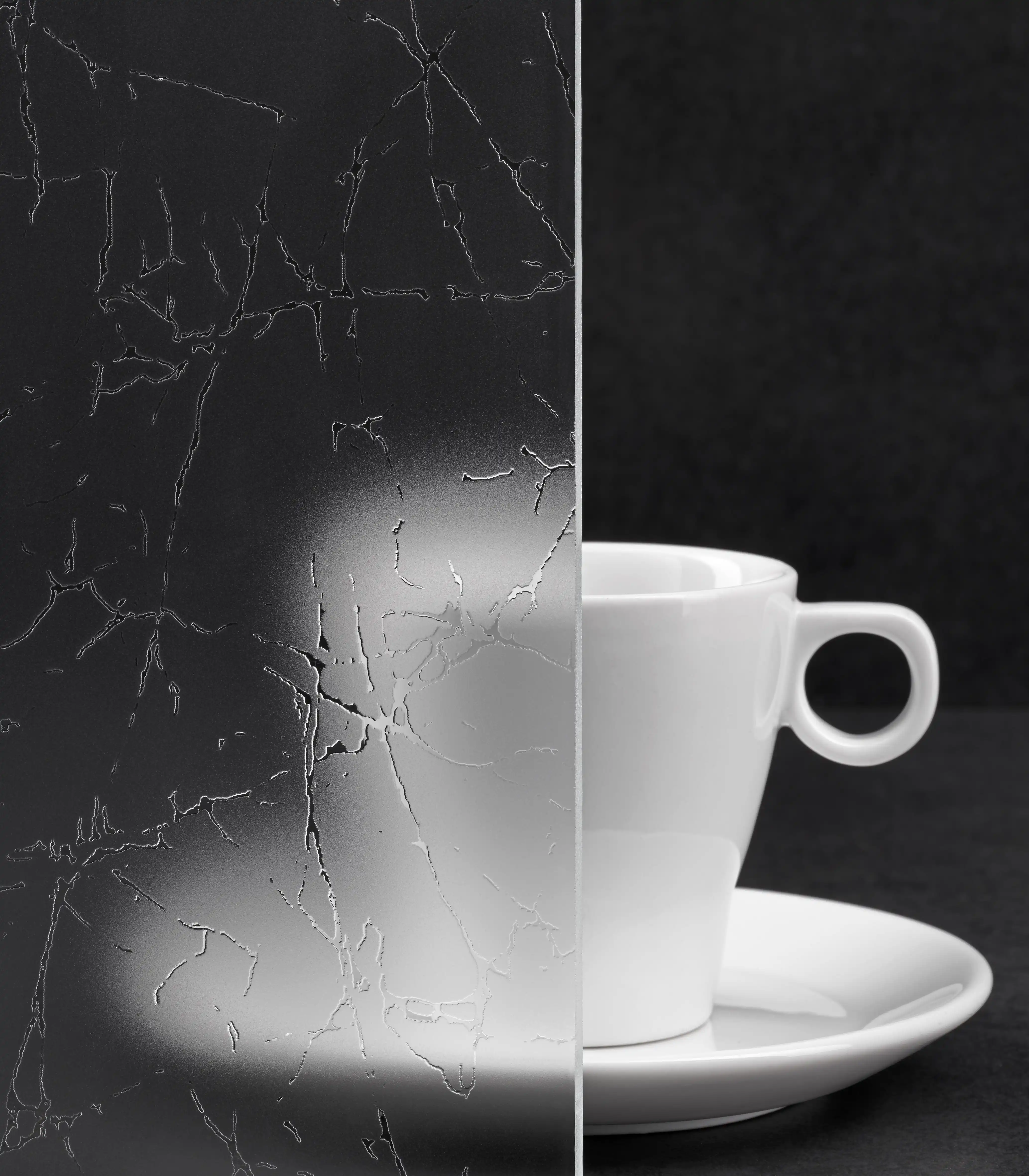 Glassorte Mardas Uadi für Holzfenster